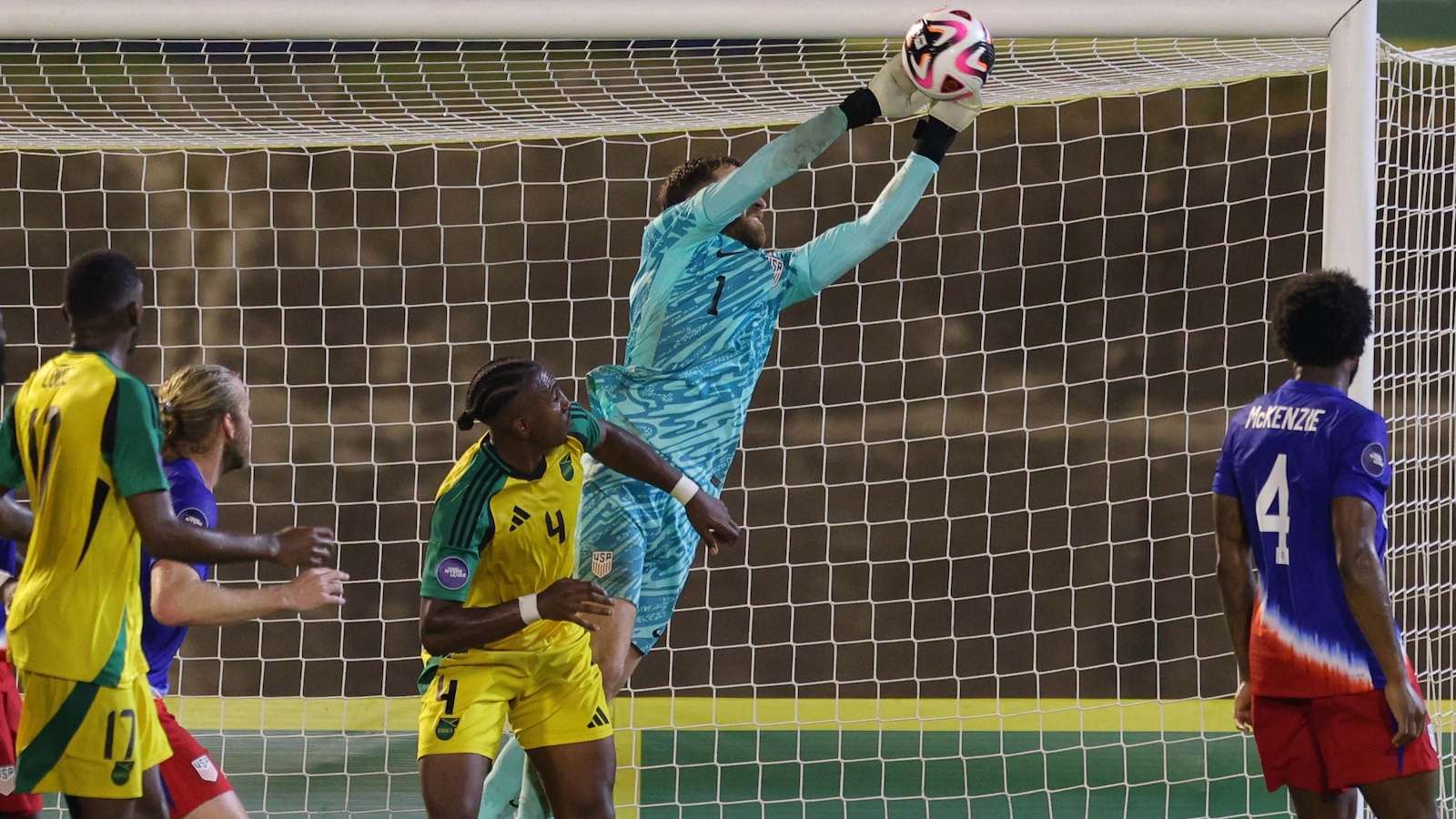 俱樂部的影 俱樂部的影