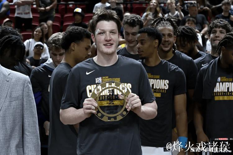 CP:克尼普尔目前无疑是联盟最炙手可热的新秀后卫 CP:克尼普尔目前无疑是联盟最炙手可热的新秀后卫