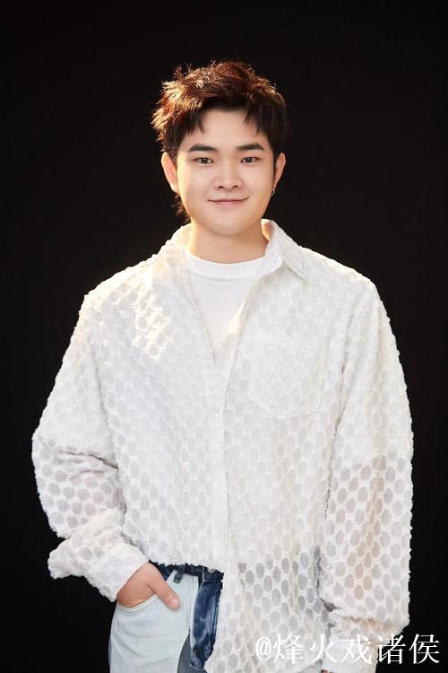 最耀眼的“香港明星”徐宏杰 撑起“心中的宇宙” 最耀眼的“香港明星”徐宏杰 撑起“心中的宇宙”